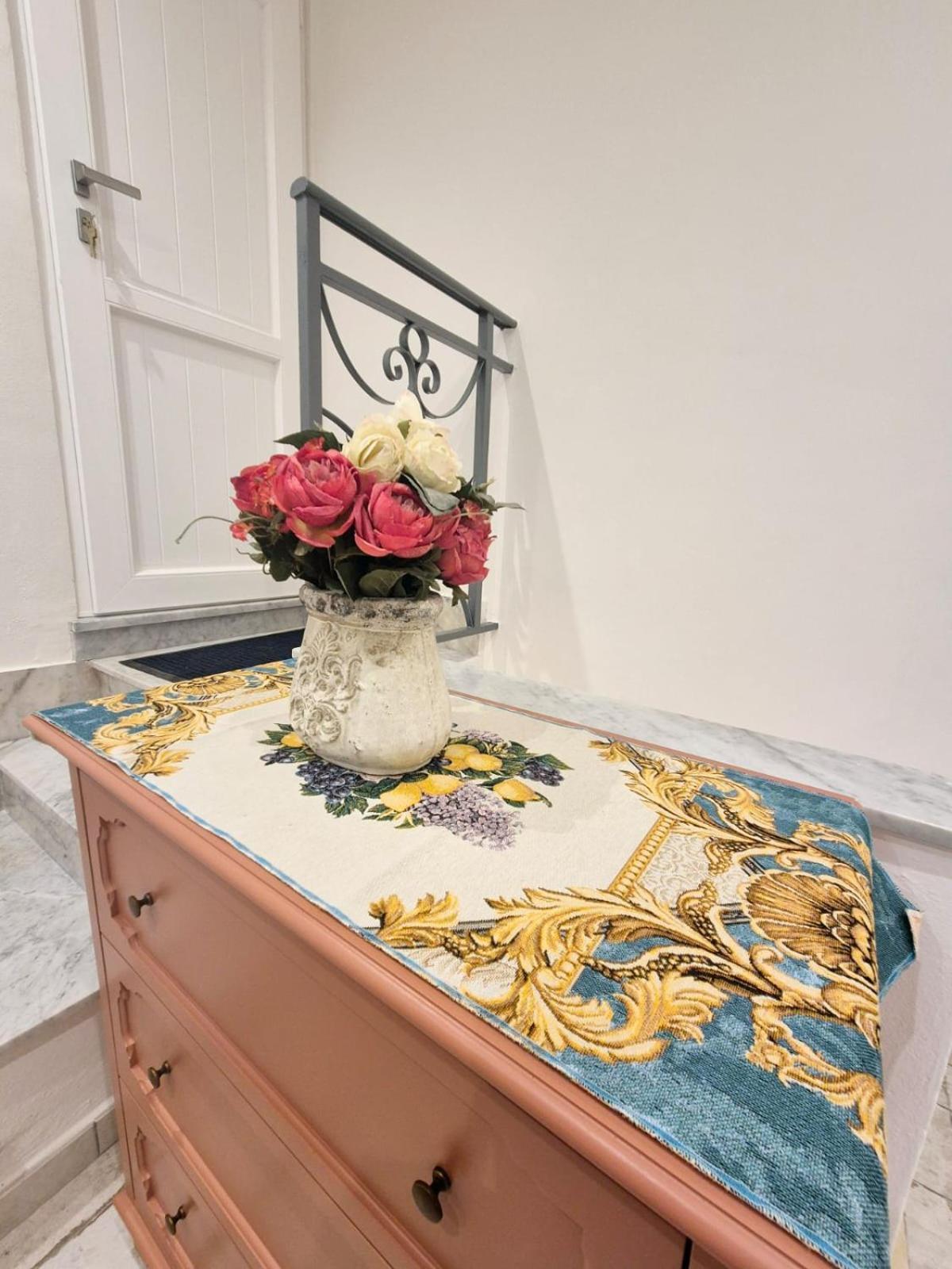 Azzurra Home 泰拉西尼 外观 照片